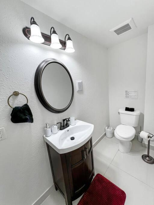 Vacay Spot Experience Luna Sky! 65" Tv Bar, Bbq, Shower Massage Jets, Music, Go To Fl Keys Homestead Extérieur photo