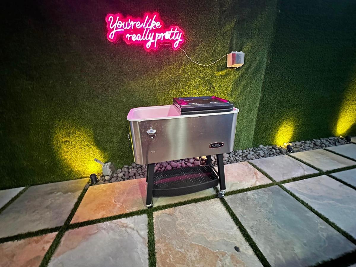 Vacay Spot Experience Luna Sky! 65" Tv Bar, Bbq, Shower Massage Jets, Music, Go To Fl Keys Homestead Extérieur photo