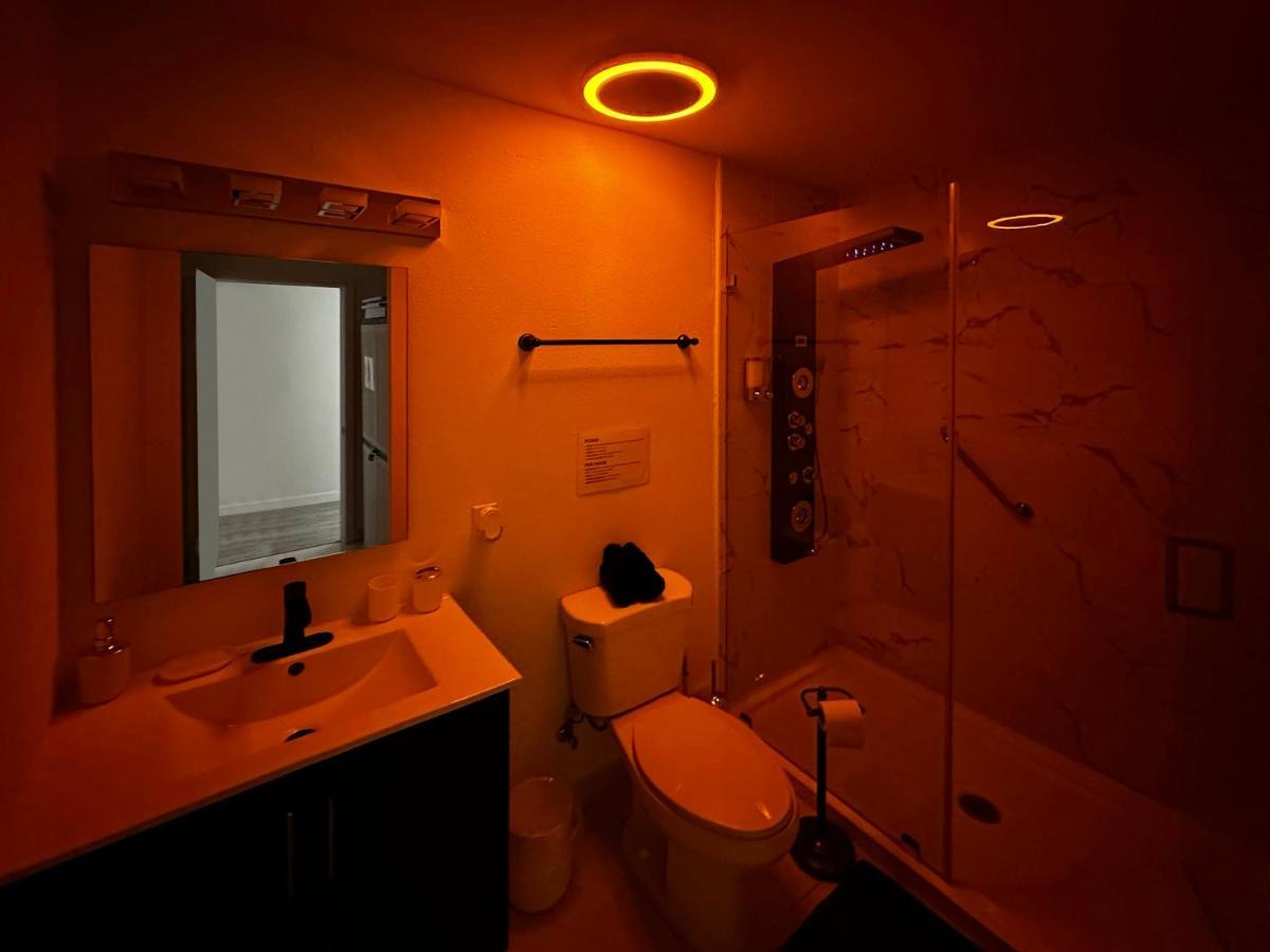 Vacay Spot Experience Luna Sky! 65" Tv Bar, Bbq, Shower Massage Jets, Music, Go To Fl Keys Homestead Extérieur photo