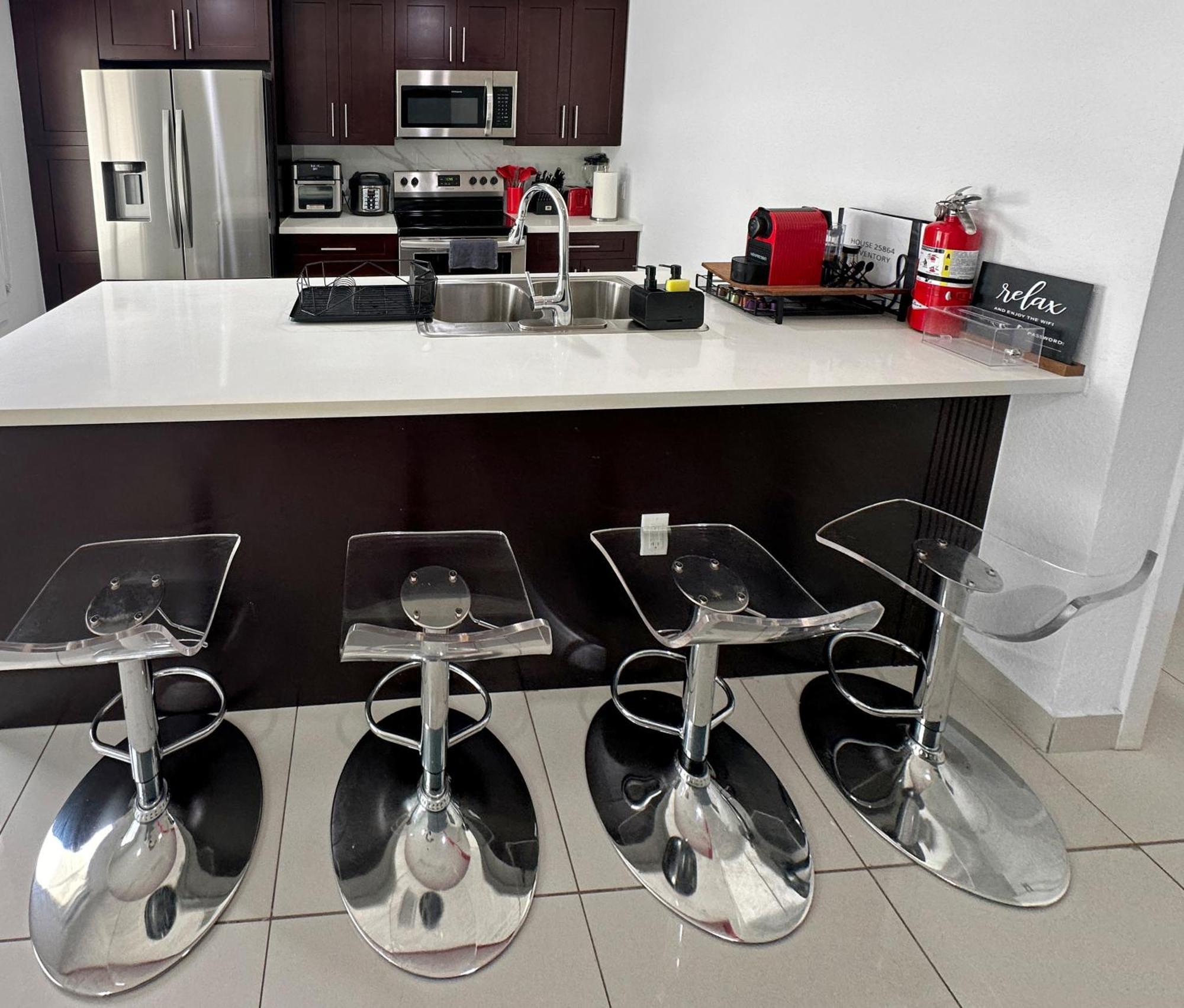 Vacay Spot Experience Luna Sky! 65" Tv Bar, Bbq, Shower Massage Jets, Music, Go To Fl Keys Homestead Extérieur photo